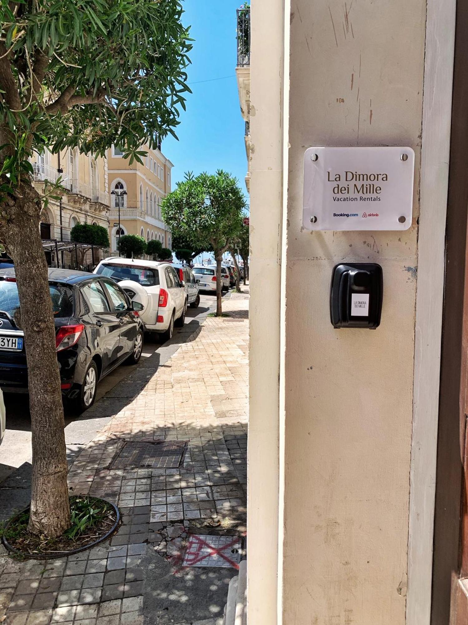 La Dimora Dei Mille Appartement Syracuse Buitenkant foto