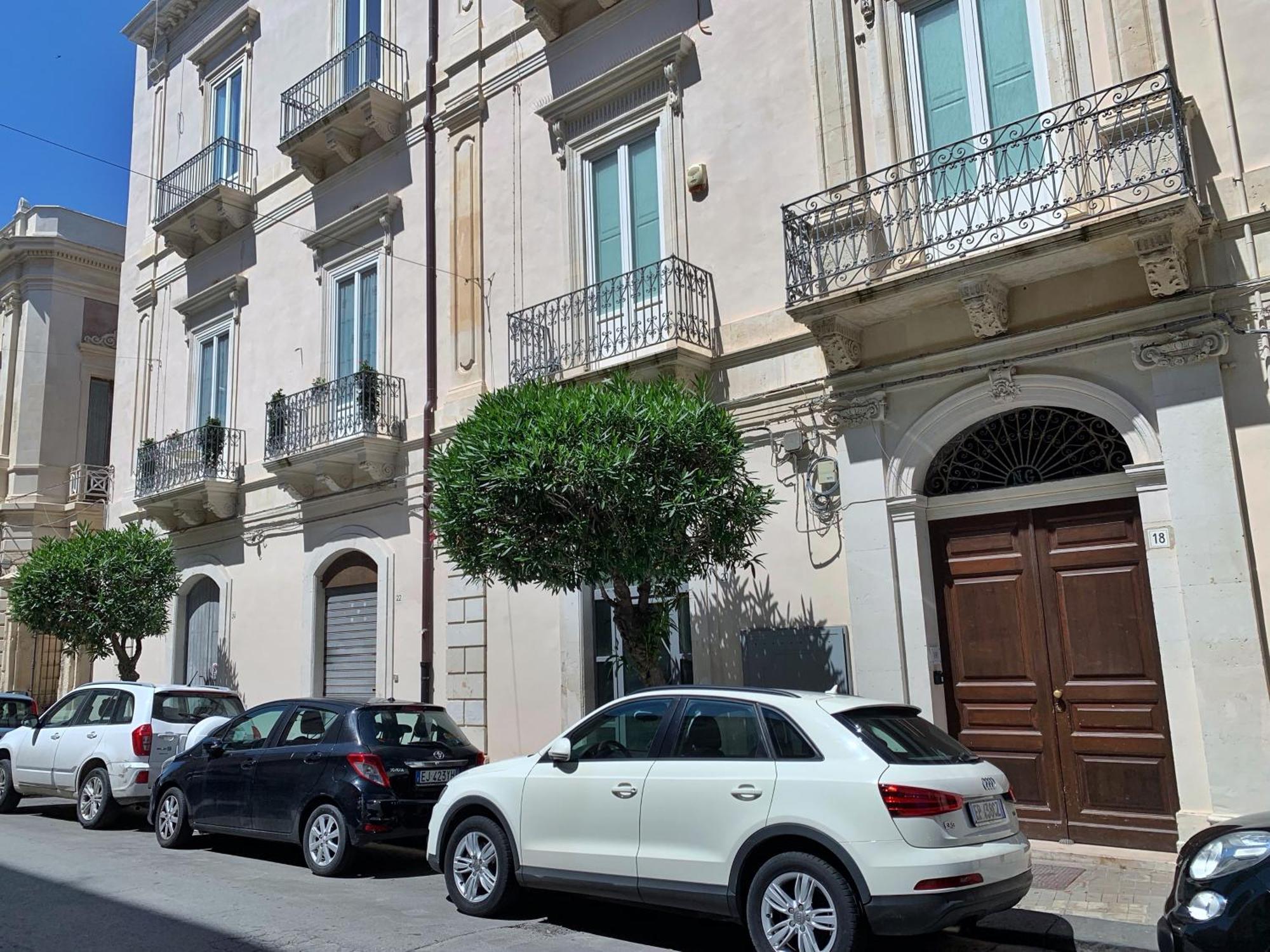 La Dimora Dei Mille Appartement Syracuse Buitenkant foto